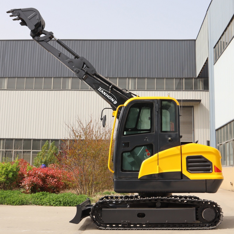 3.5 Ton Compact Excavator TH35