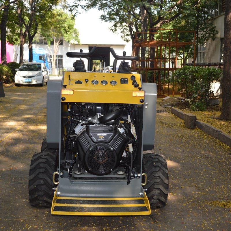 Small Wheel Skid Steer Loader